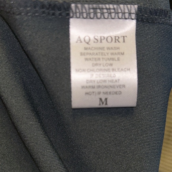 AQ - Sport Activewear Gray Black striped Biker Short 2 piece Set Size M NWT - Picture 15 of 17